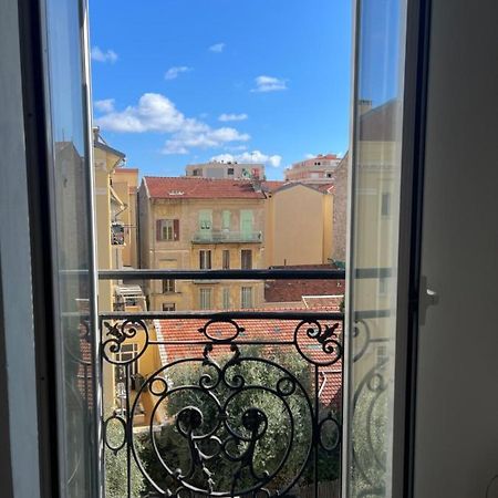 Apartmán Menton Studio Face Au Jardin Bioves Fetes Des Citrons 3Min De La Mer Exteriér fotografie